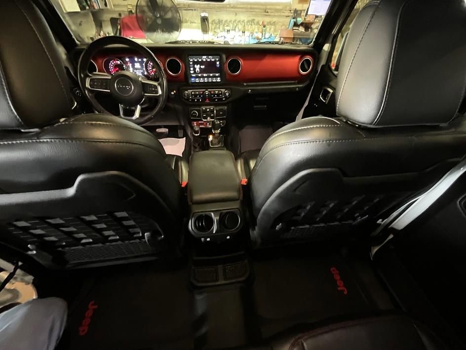 Used 2020 Jeep Wrangler Unlimited Rubicon AWD/4WD image 3