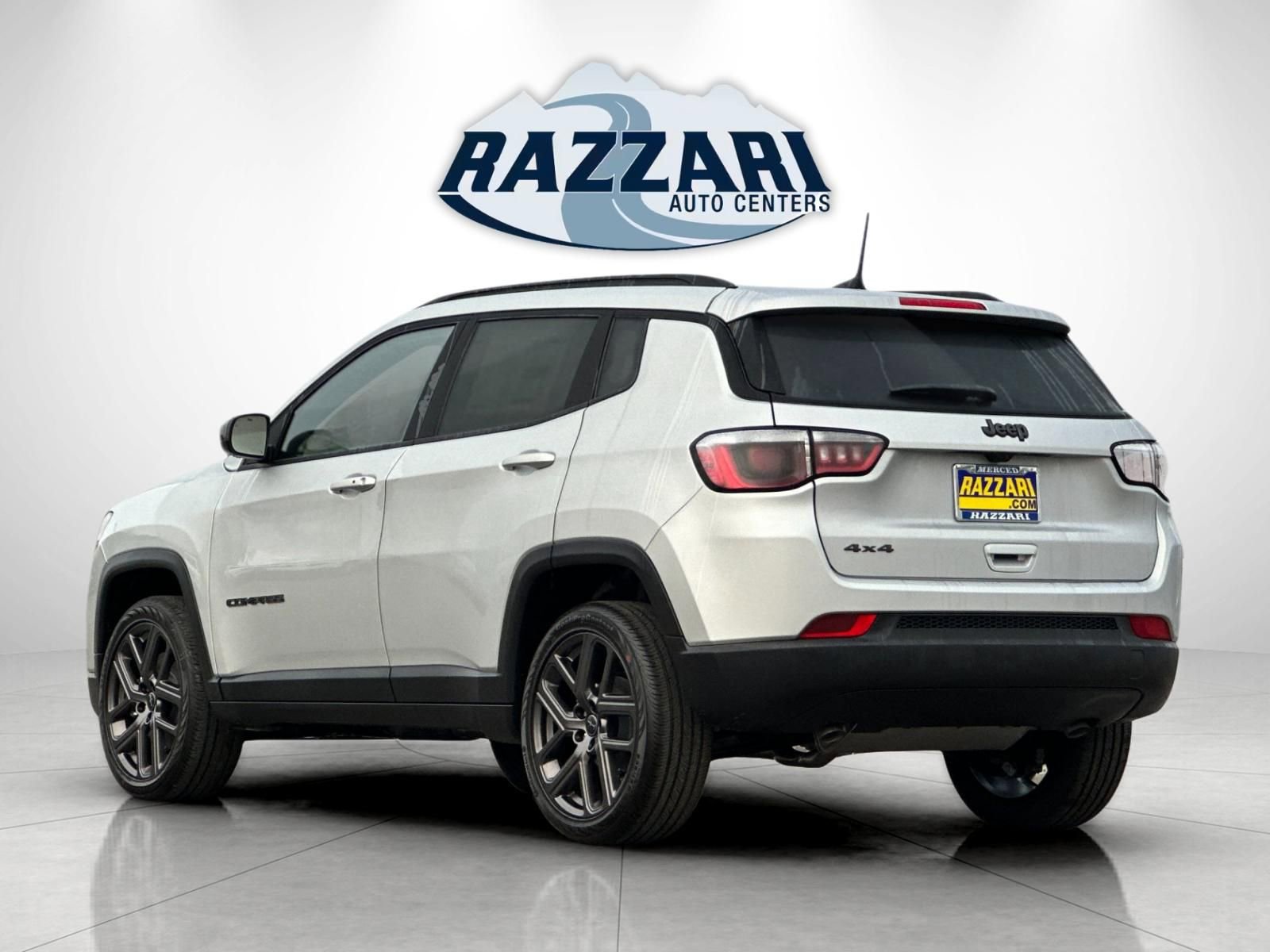 New 2026 Jeep Compass Latitude AWD/4WD image 5