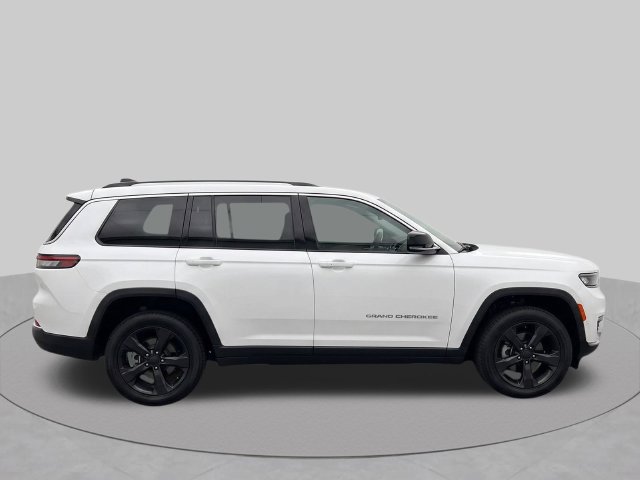 Used 2021 Jeep Grand Cherokee L Limited AWD/4WD image 8