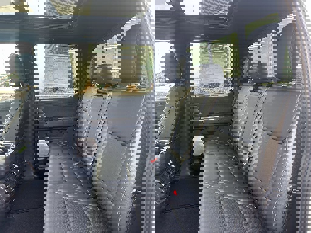 New 2026 Ford F150 Lariat w/ Equipment Group 502A High image 12