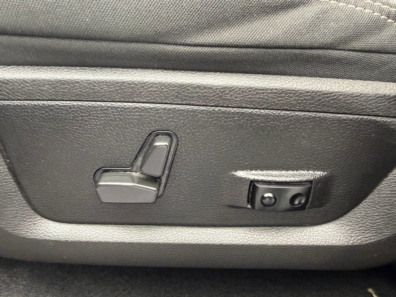 Used 2022 RAM 1500 Classic Warlock w/ Trailer & Traction Group image 28