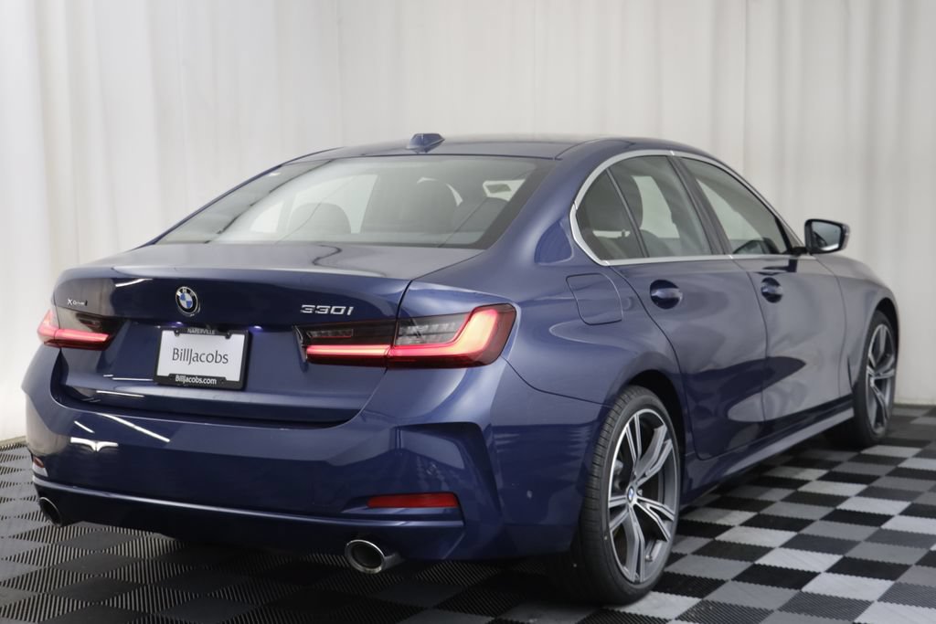Used 2024 BMW 330i xDrive Sedan AWD/4WD image 16