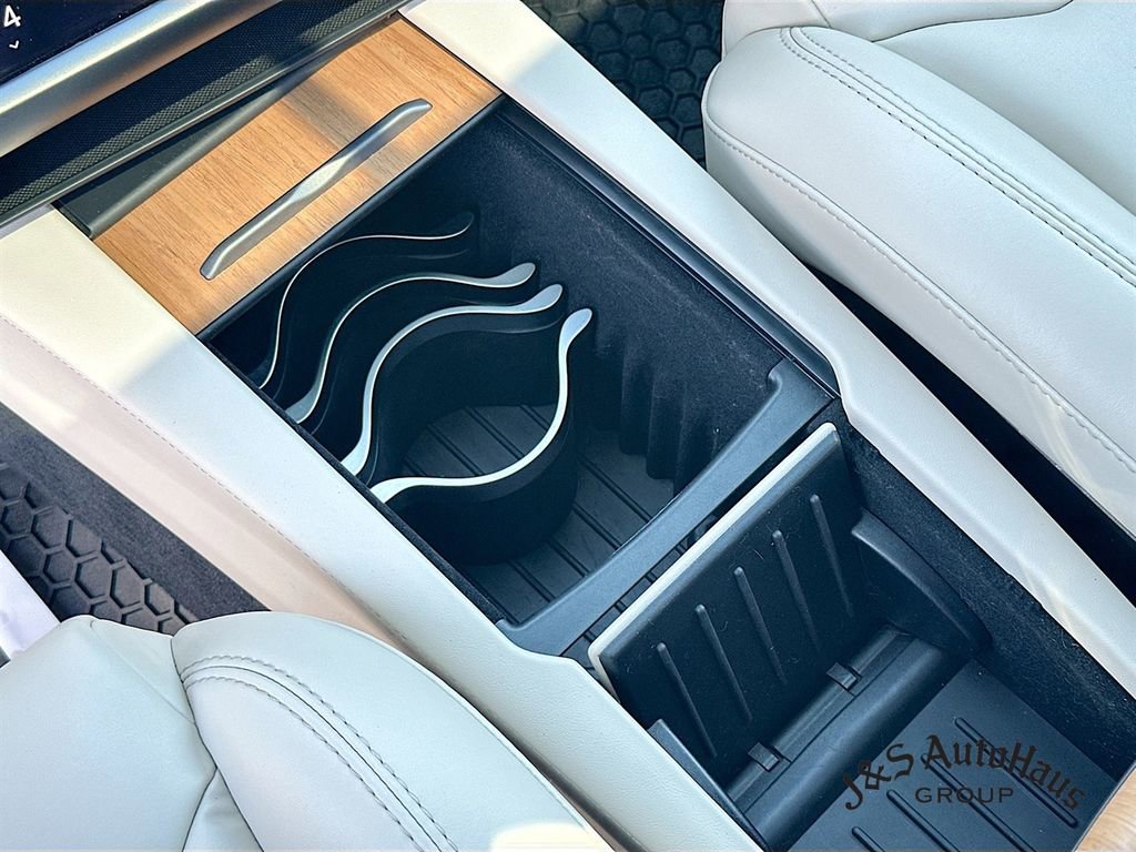 Used 2019 Tesla Model X Long Range image 10