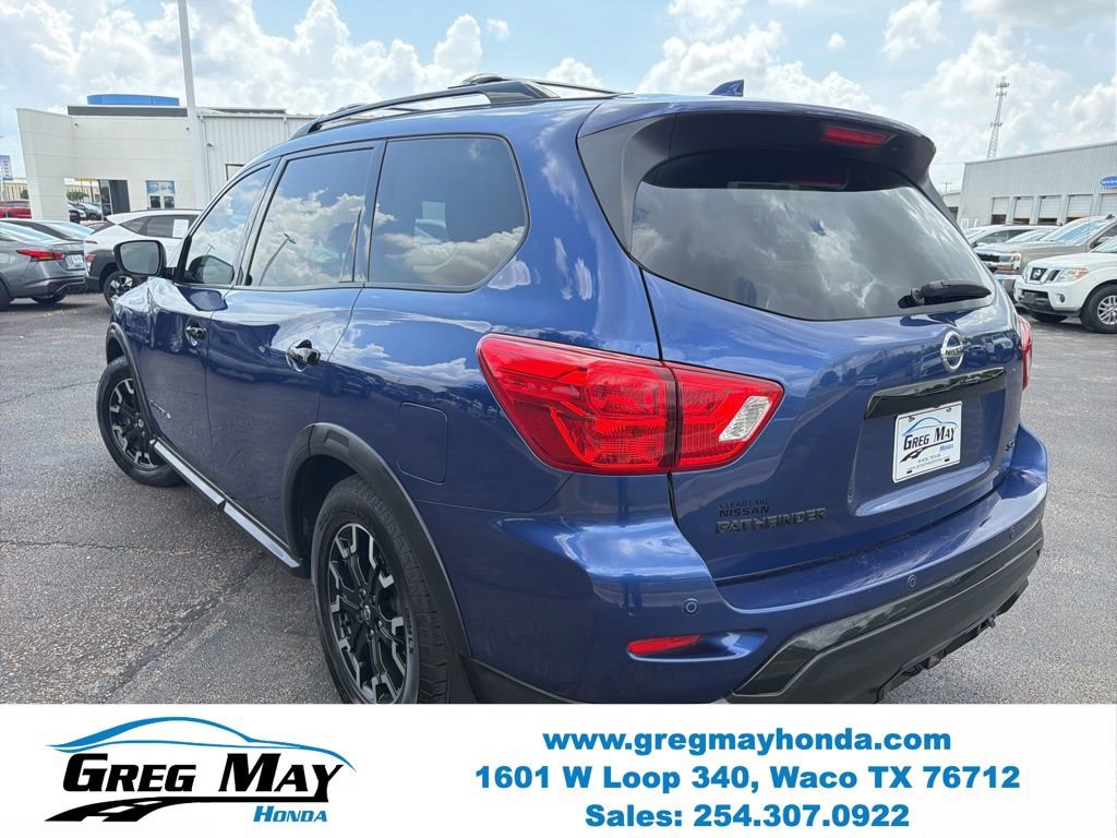 Used 2019 Nissan Pathfinder SL FWD image 5