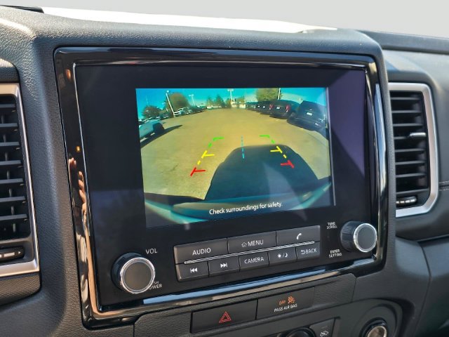 Used 2022 Nissan Frontier SV AWD/4WD image 32