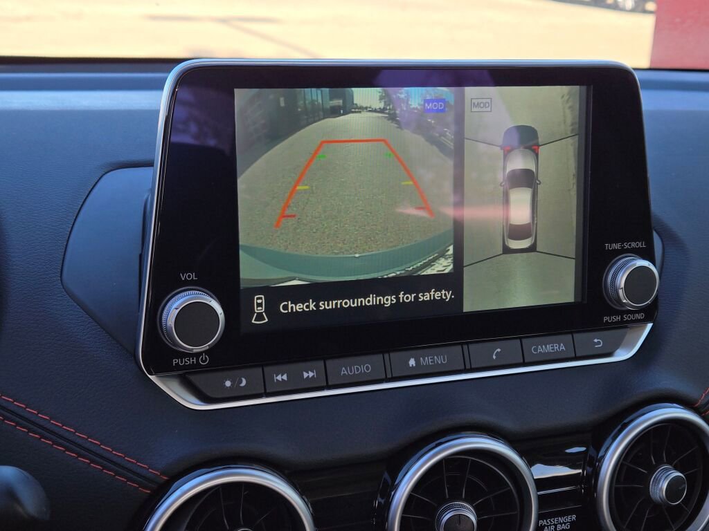 Used 2025 Nissan Sentra SR w/ SR Premium Package image 29