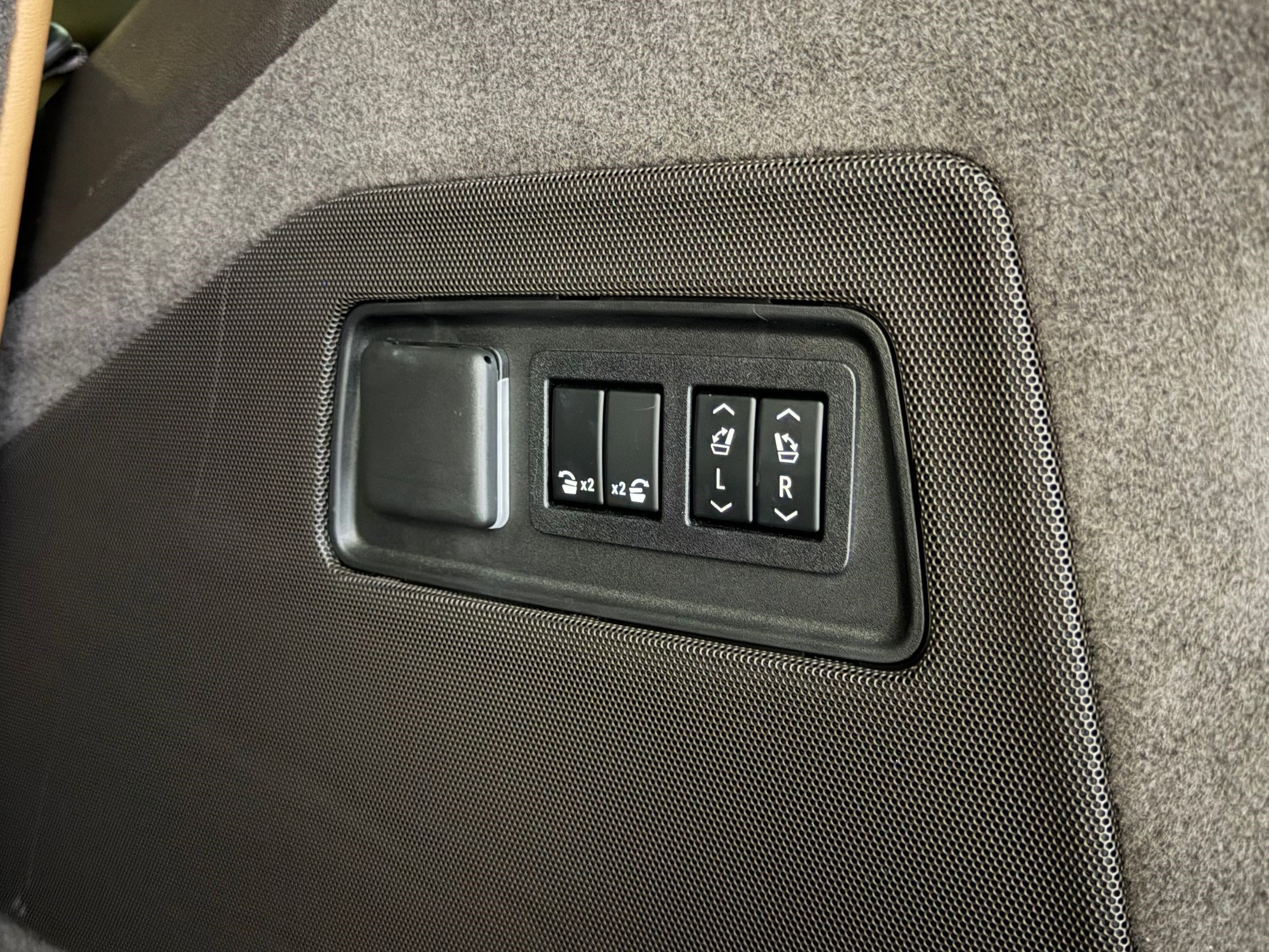 Used 2021 Cadillac Escalade Premium Luxury image 49