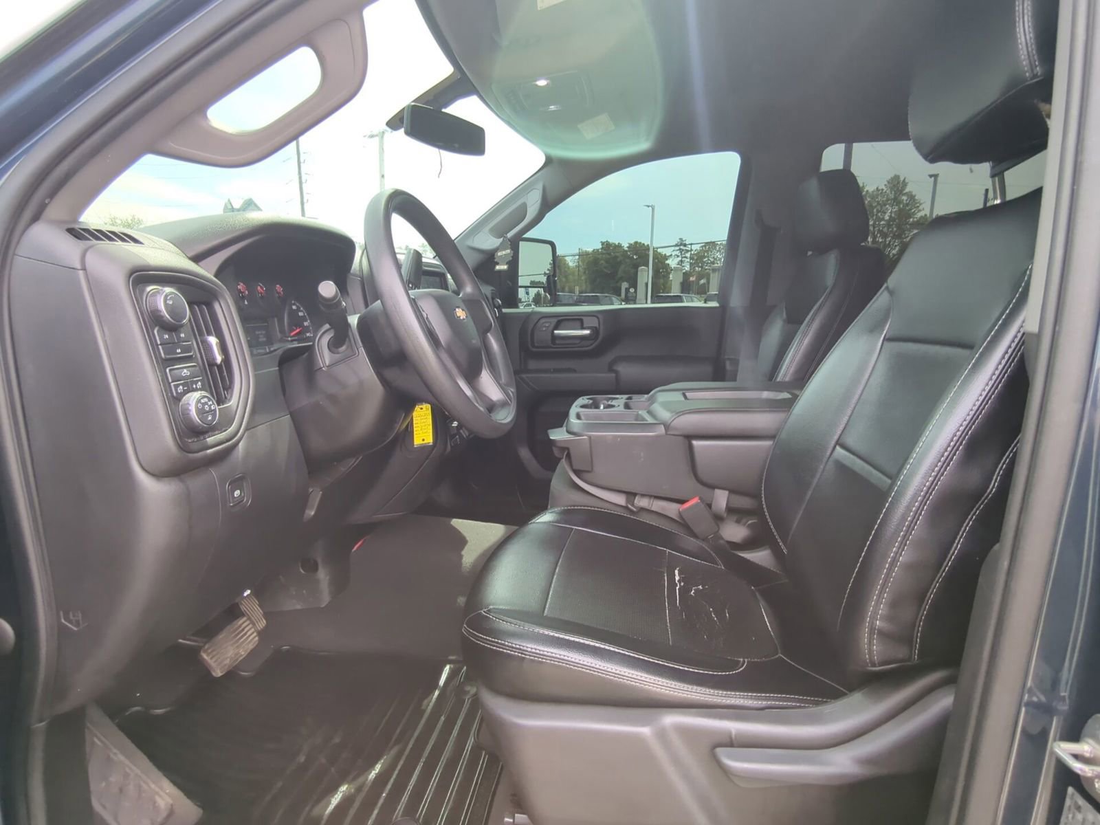 Used 2020 Chevrolet Silverado 2500 Custom w/ Custom Value Package AWD/4WD image 14