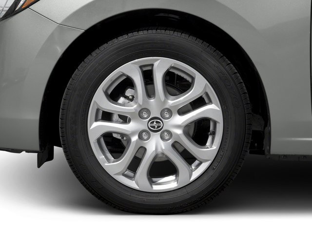 Used 2016 Scion iA image 10