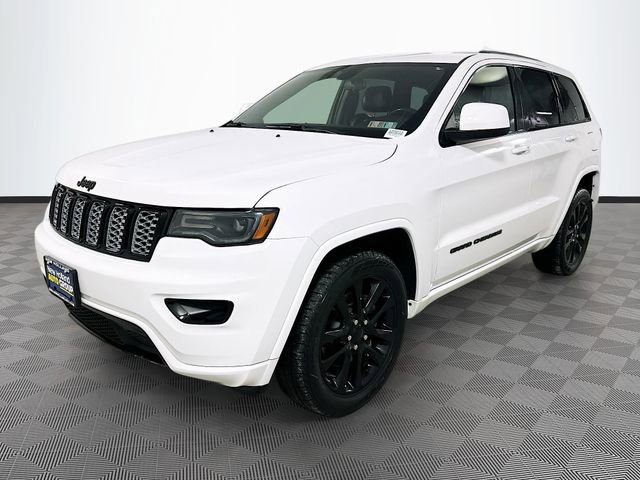 Used 2021 Jeep Grand Cherokee Laredo X image 3