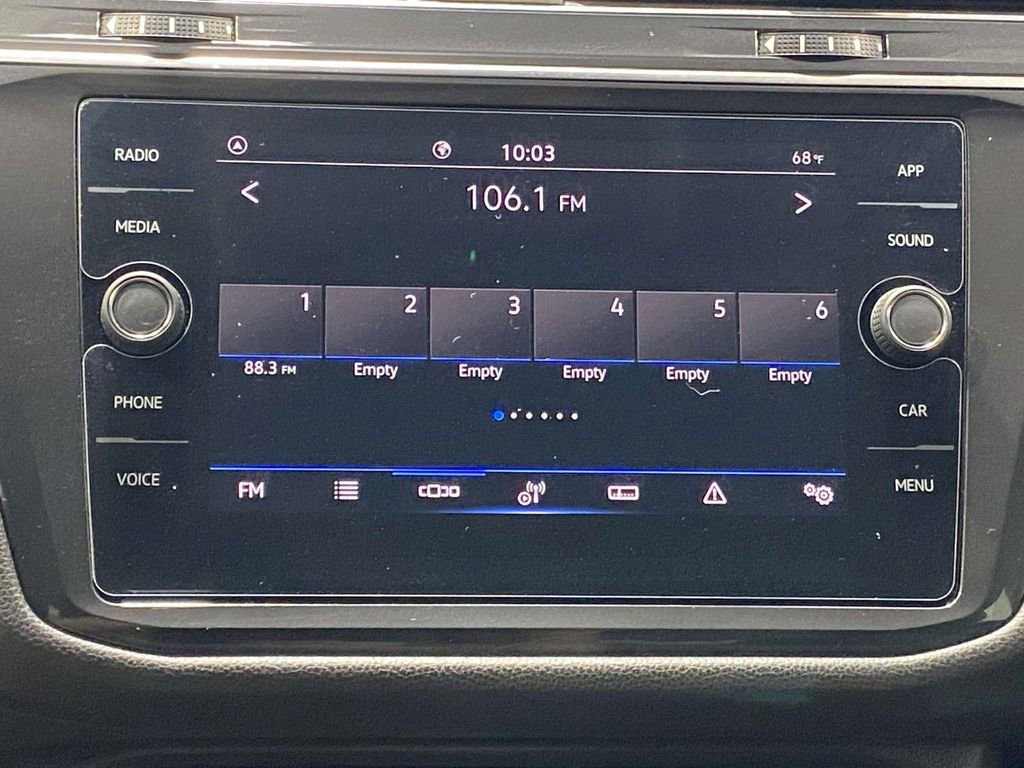 Used 2023 Volkswagen Tiguan SE image 26