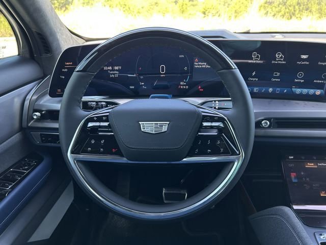 New 2026 Cadillac Vistiq Premium Luxury AWD/4WD image 13