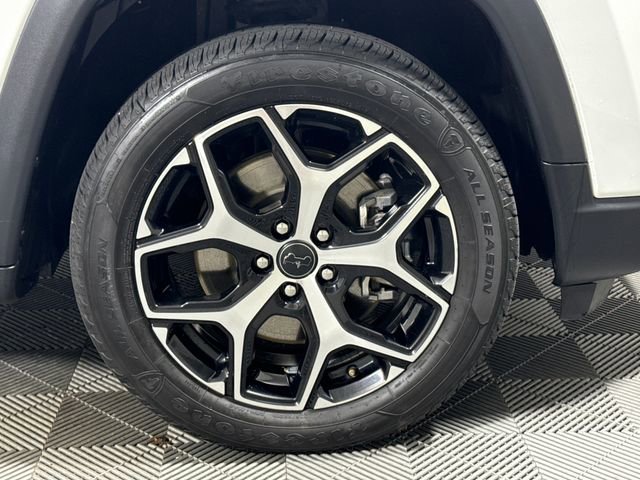 Used 2025 Jeep Compass Limited AWD/4WD image 11