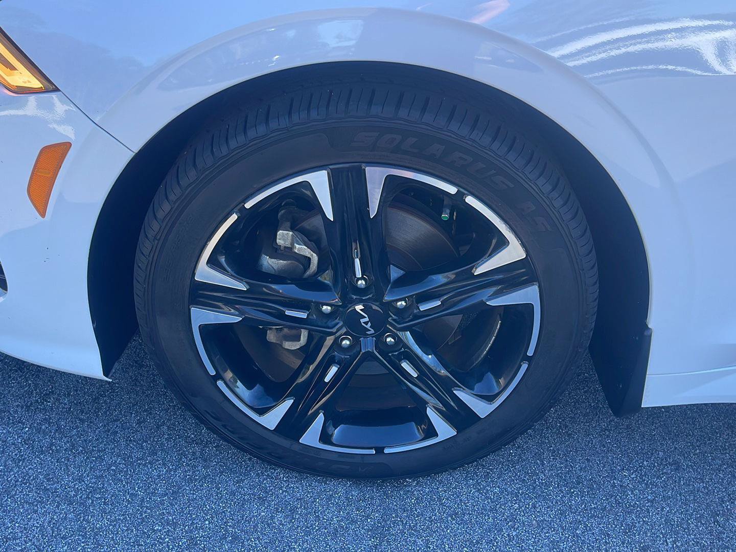 Used 2023 Kia K5 GT-Line w/ GT-Line Premium Package FWD image 13