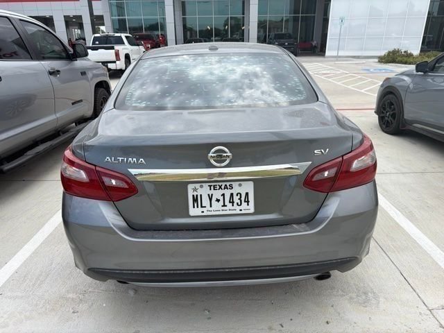 Used 2018 Nissan Altima 2.5 SV FWD image 7