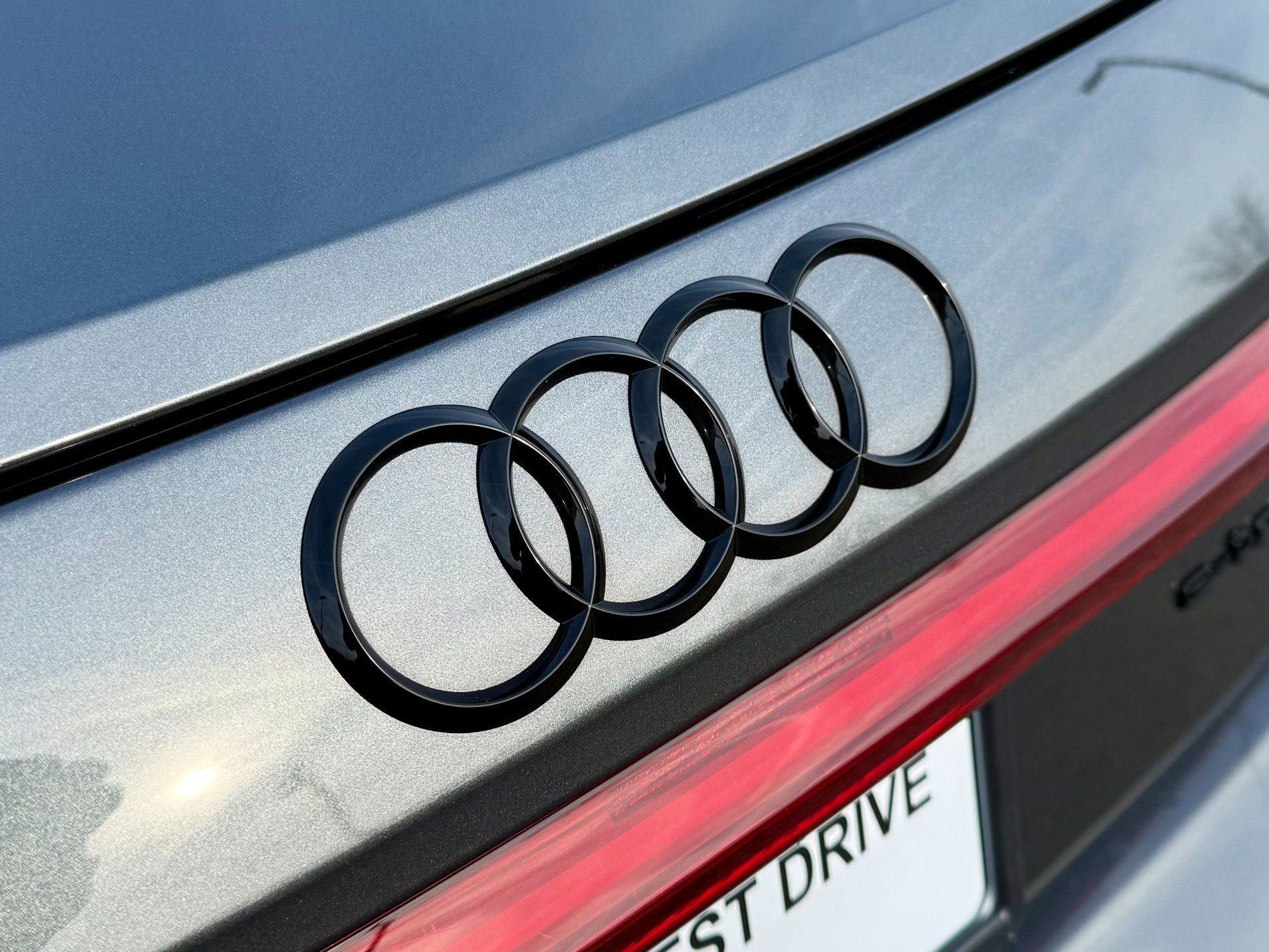 Used 2024 Audi RS e-tron GT w/ Carbon Performance Package image 63