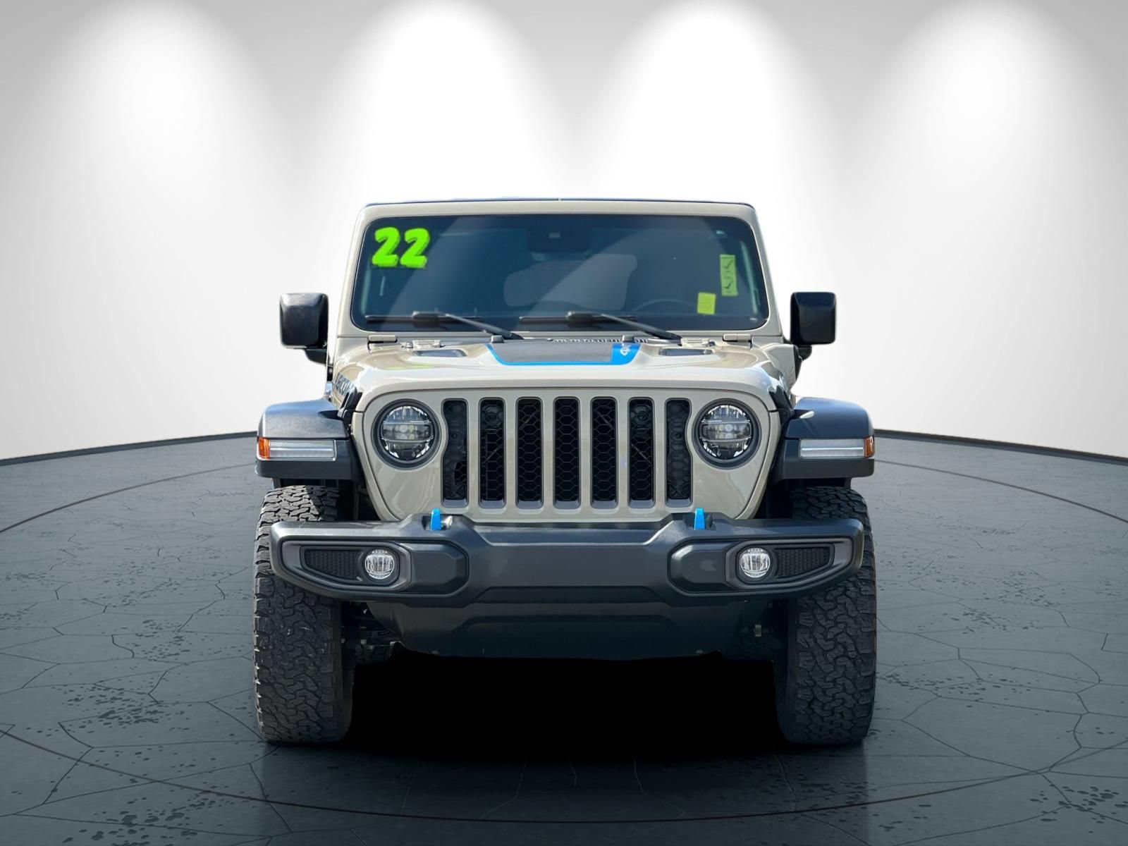 Used 2022 Jeep Wrangler Unlimited Rubicon 4xe w/ Safety Group AWD/4WD image 9