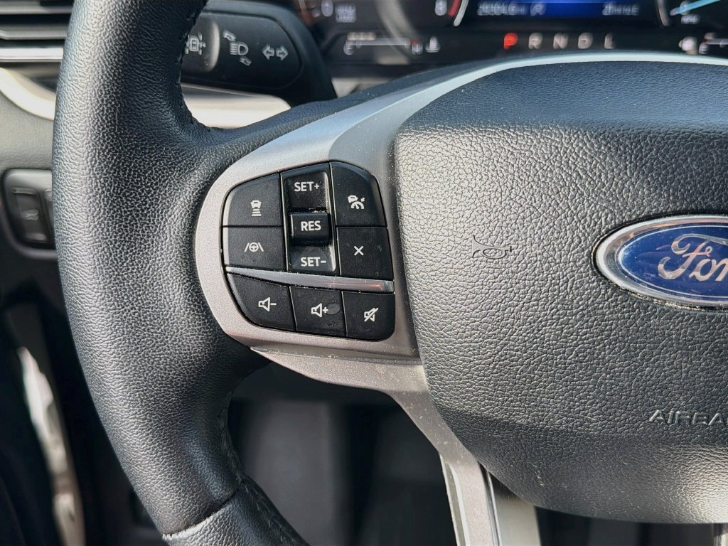 Certified 2024 Ford Explorer XLT w/ Equipment Group 202A AWD/4WD image 12