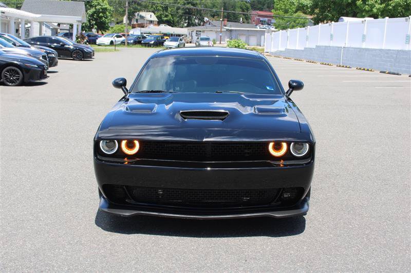 Used 2022 Dodge Challenger R/T Scat Pack w/ Plus Package RWD image 3