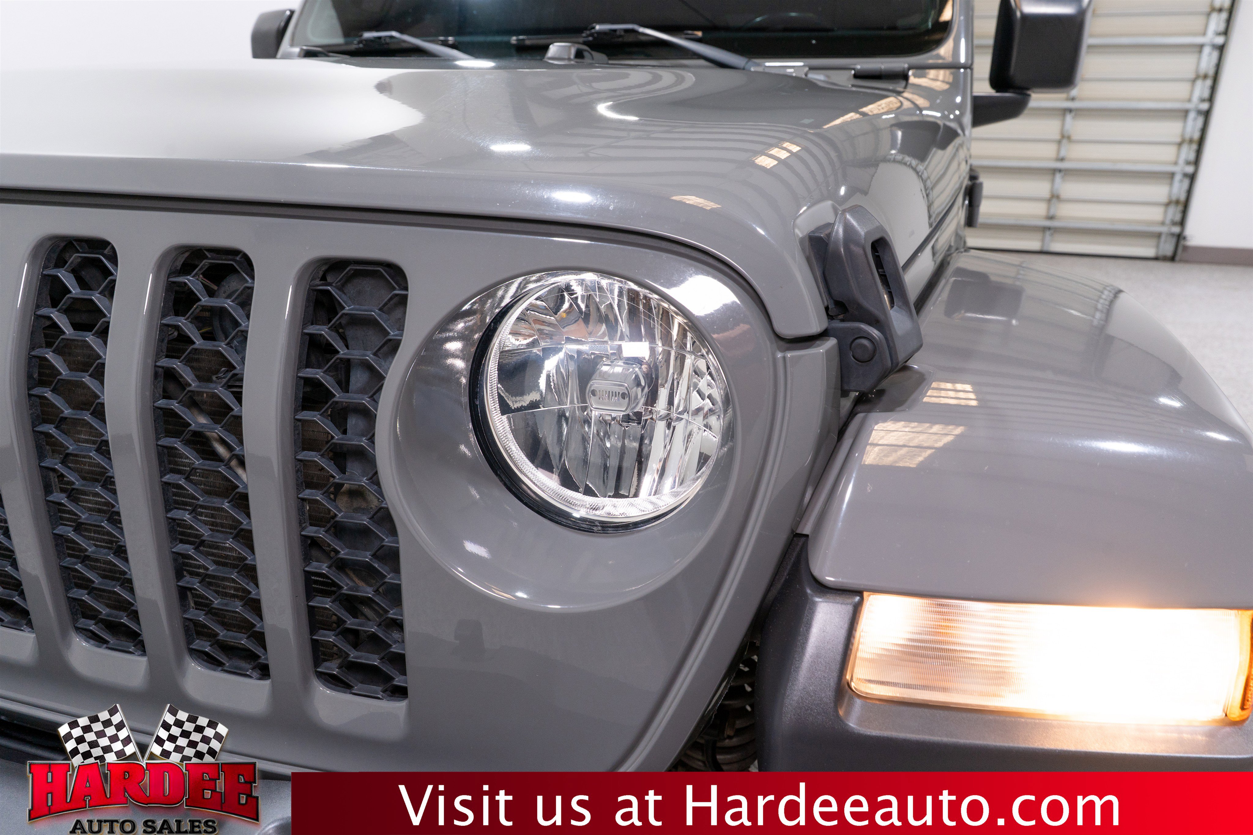 Used 2022 Jeep Gladiator Sport AWD/4WD image 8