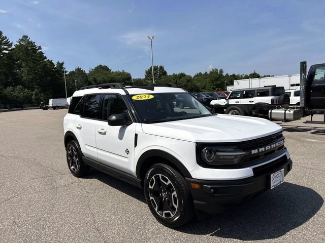 Used 2023 Ford Bronco Sport Outer Banks AWD/4WD image 1