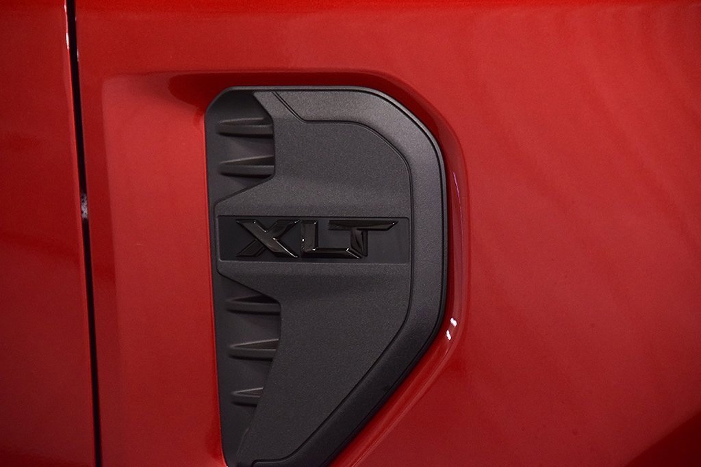 New 2025 Ford Ranger XLT w/ FX4 Off-Road Package image 12