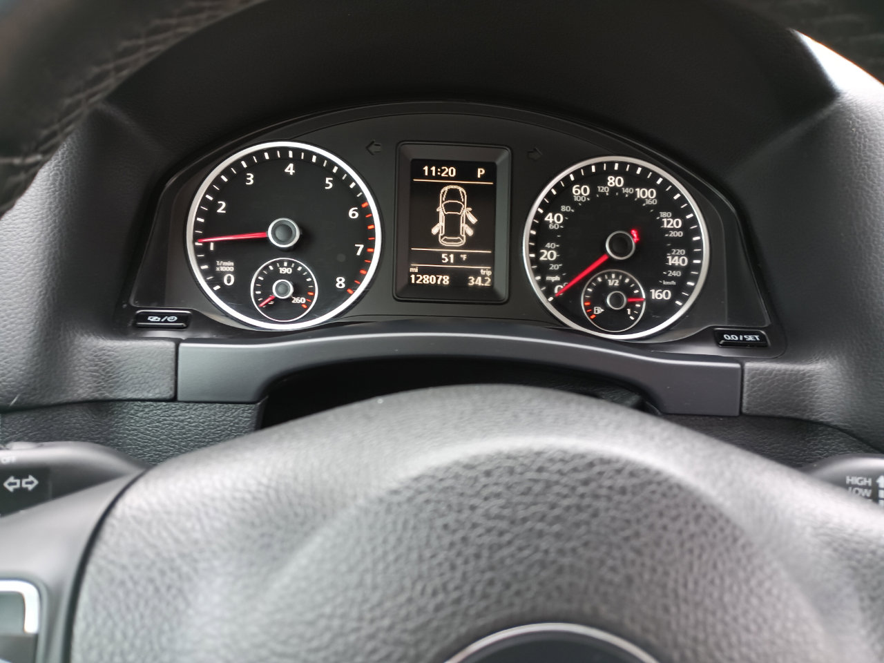 Used 2017 Volkswagen Tiguan S image 28