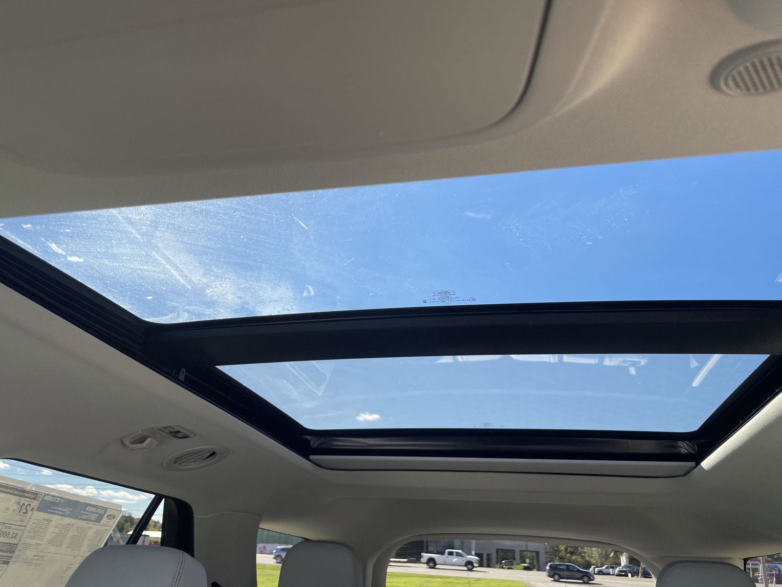 New 2025 Ford Explorer Platinum w/ Ultimate Package image 19