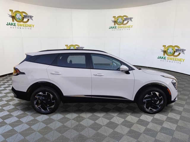 Used 2025 Kia Sportage SX image 11