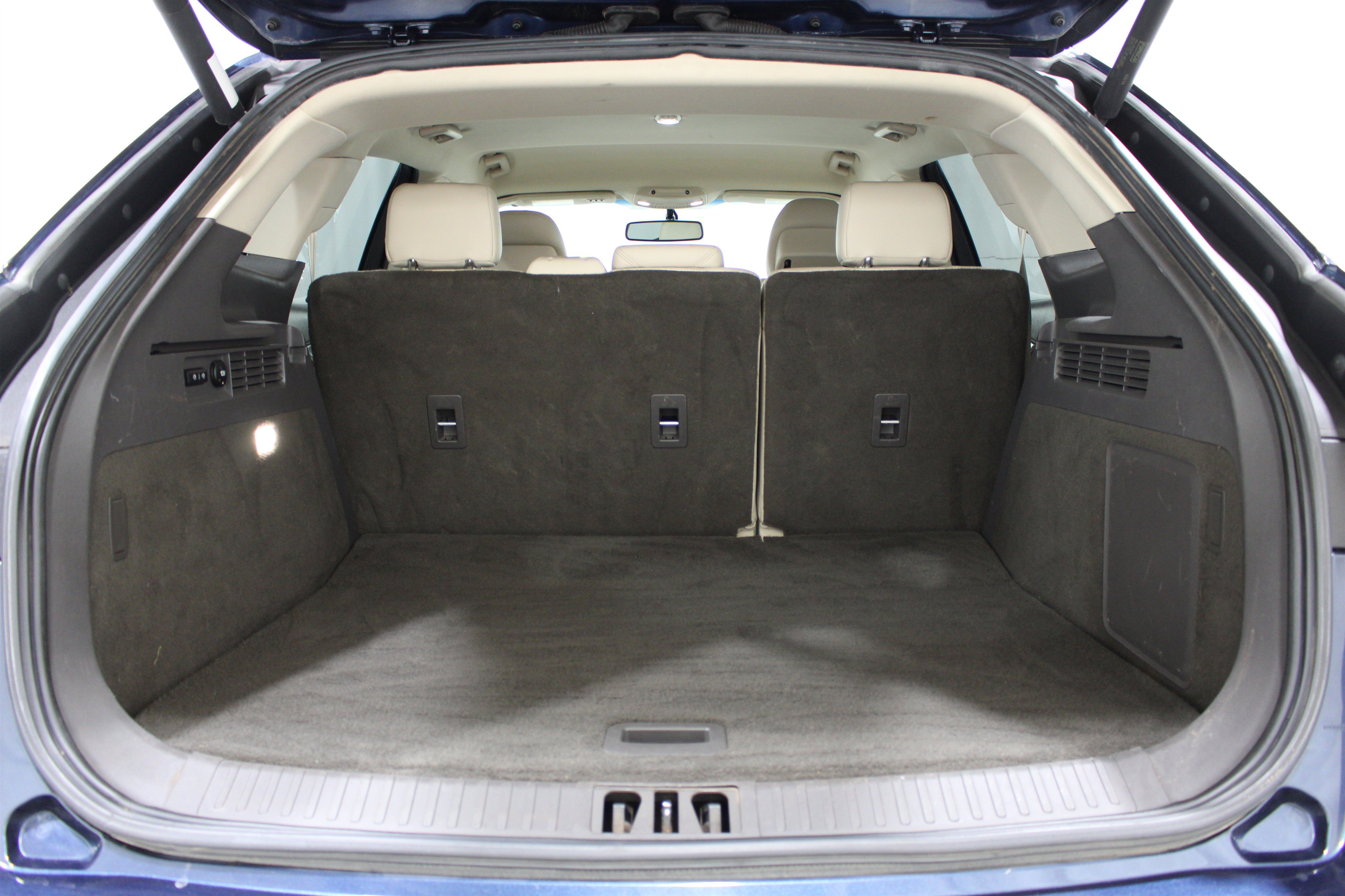 Used 2017 Lincoln MKX Select w/ Enhanced Security Package FWD image 22