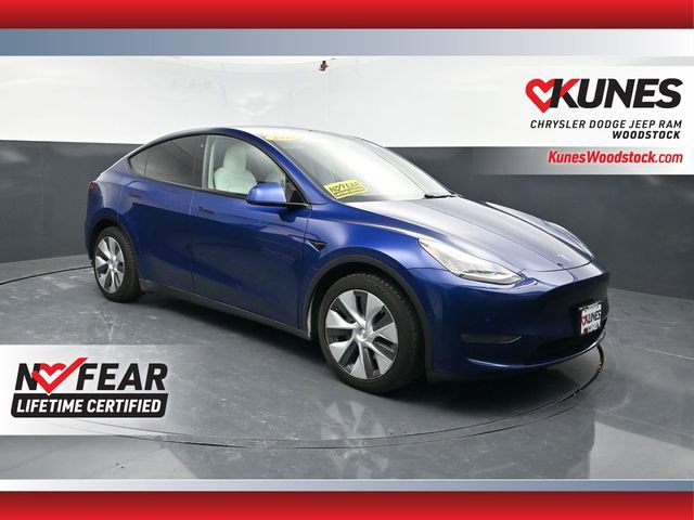 Used 2021 Tesla Model Y Long Range AWD/4WD image 1