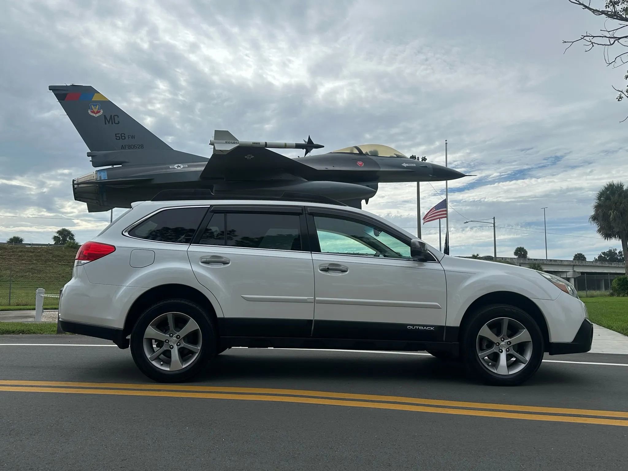 Used 2013 Subaru Outback 2.5i Limited w/ Special Appearance Pkg