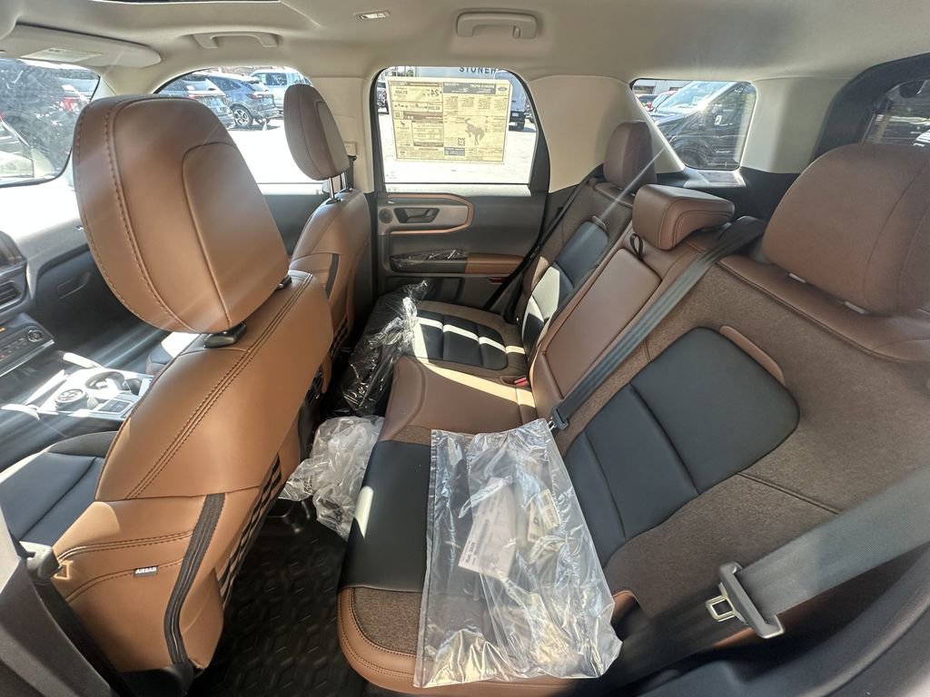 New 2025 Ford Bronco Sport Outer Banks w/ Sasquatch Outer Banks Package AWD/4WD image 10