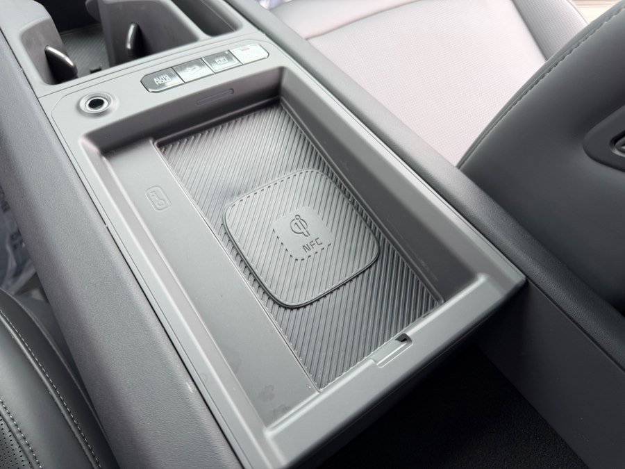 Used 2024 Kia EV9 Light Long Range image 30