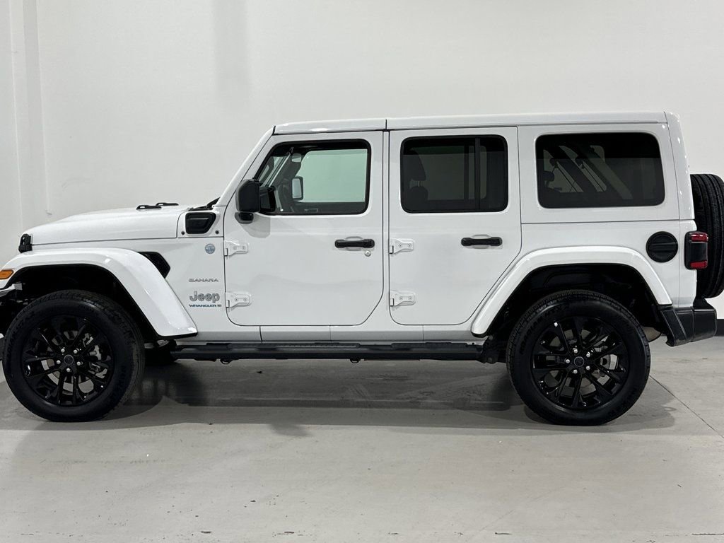 Used 2024 Jeep Wrangler Sahara 4xe image 12