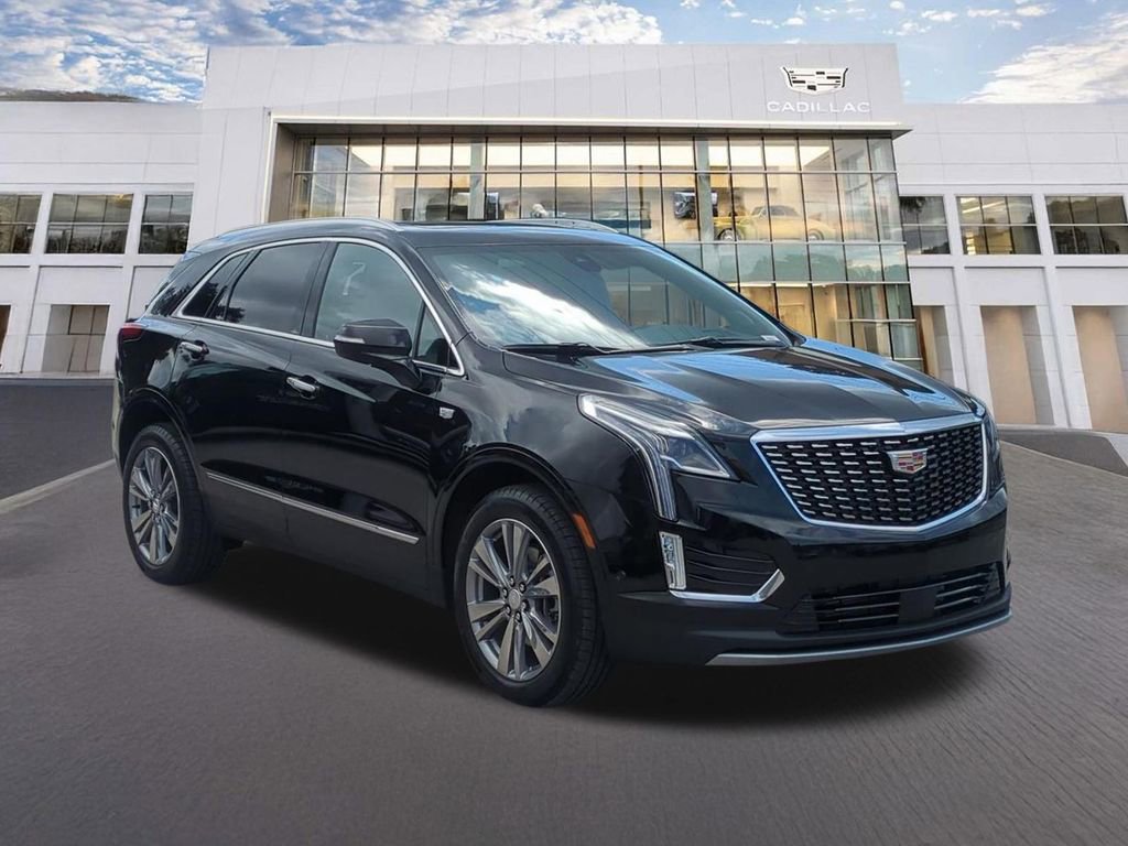 Used 2026 Cadillac XT5 Premium Luxury w/ Driver Assist Package AWD/4WD image 3