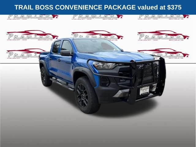 Used 2023 Chevrolet Colorado Trail Boss w/ LPO, Dark Essentials Package AWD/4WD image 9