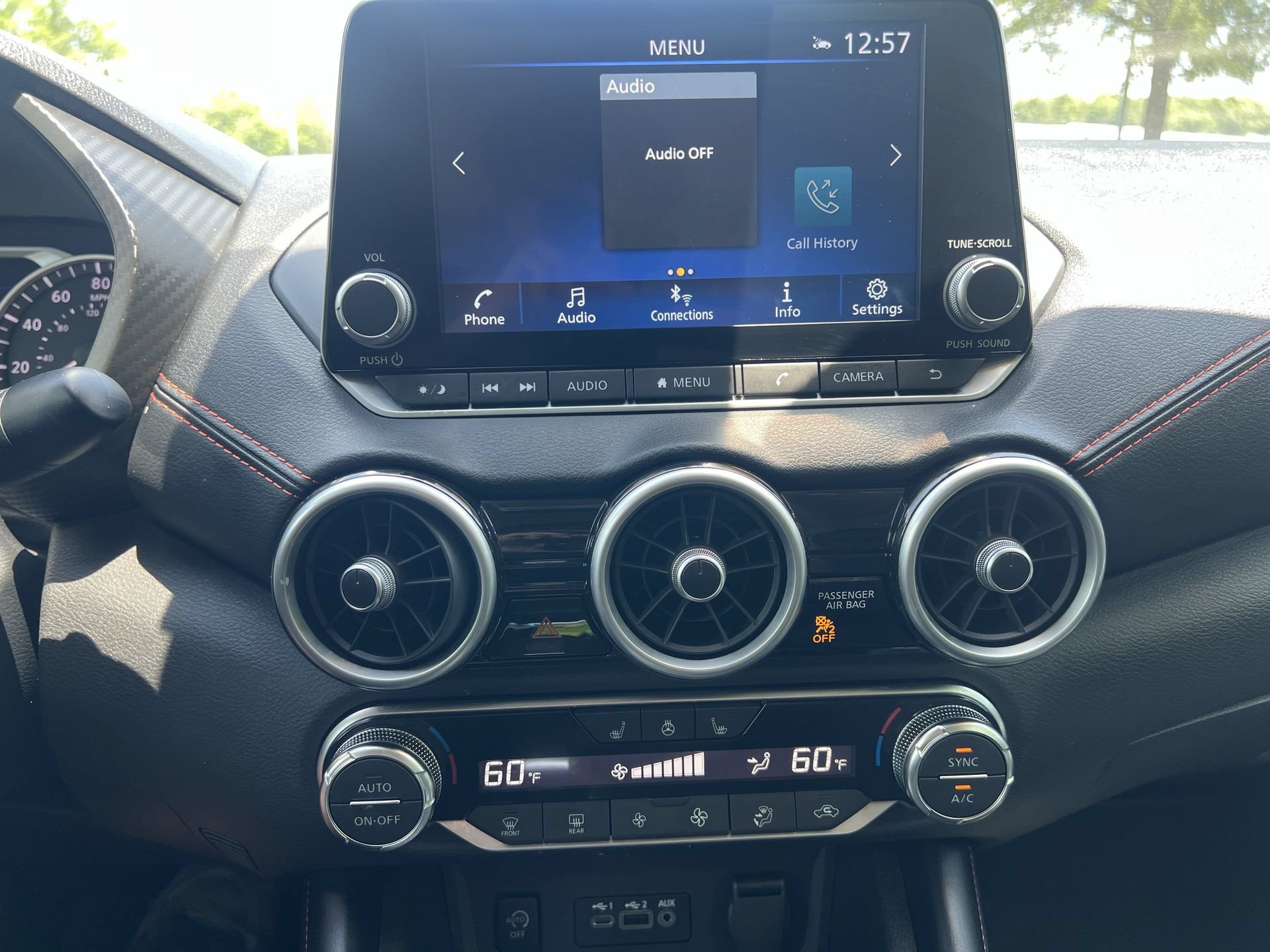 Used 2025 Nissan Sentra SR w/ SR Premium Package FWD image 4
