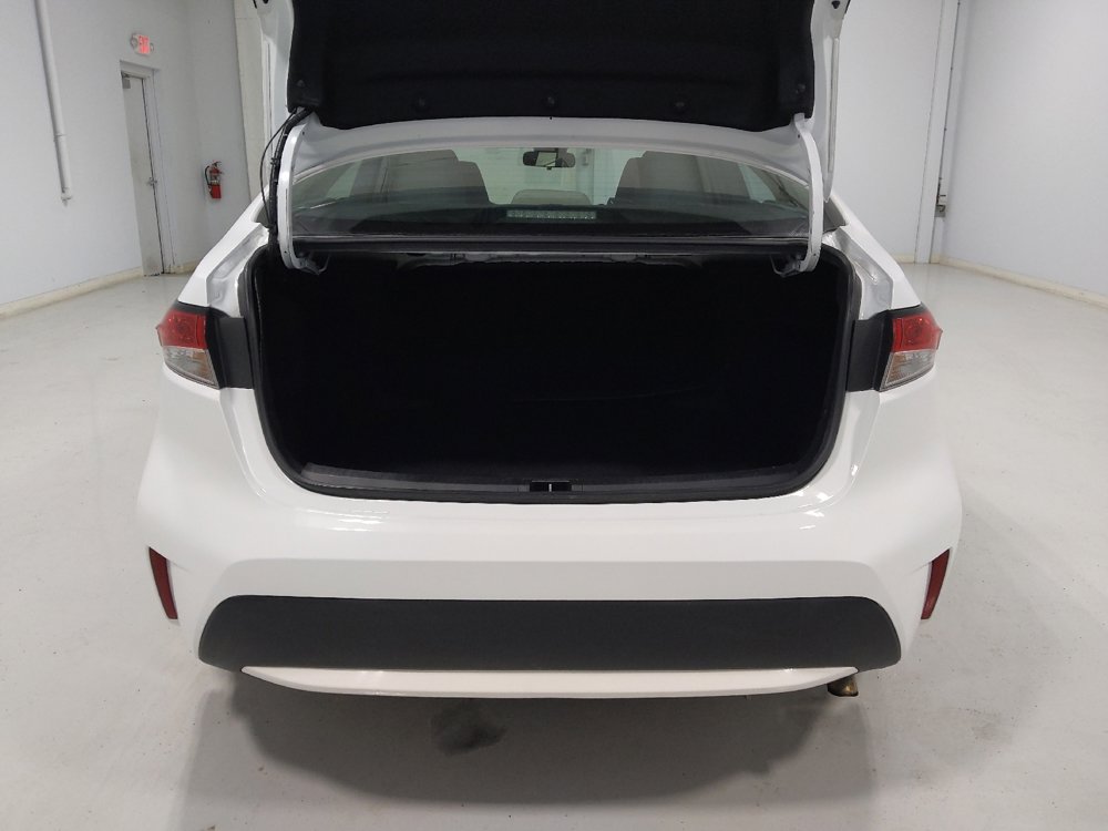Used 2022 Toyota Corolla LE image 29