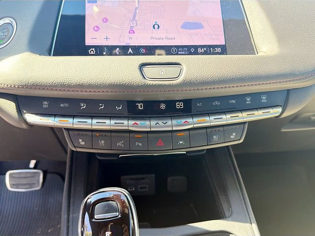 Used 2023 Cadillac XT4 Sport image 34