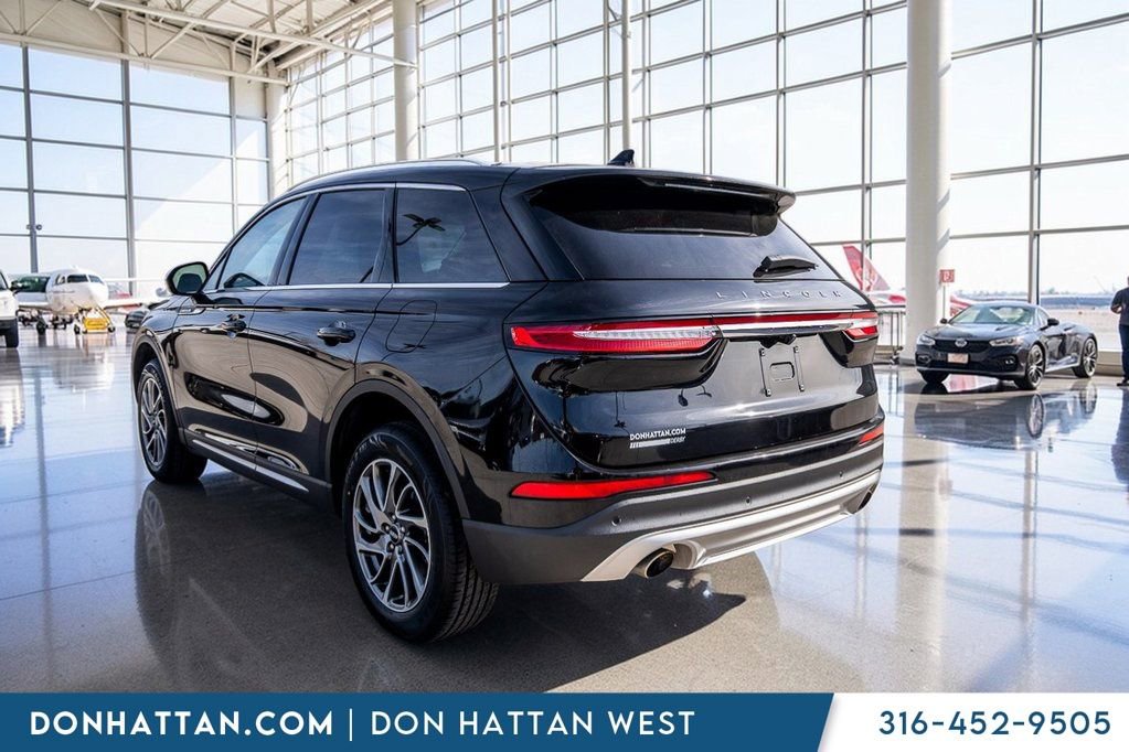 Used 2022 Lincoln Corsair AWD w/ Equipment Group 101A image 27