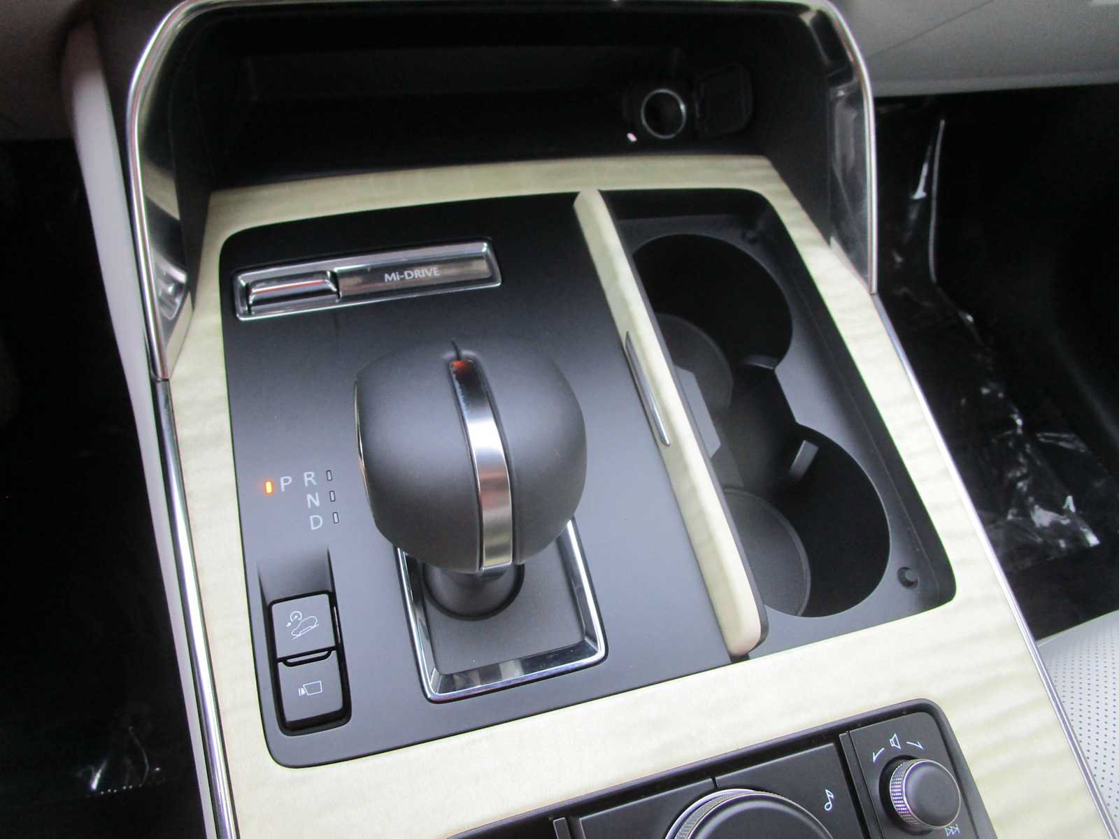 Used 2024 MAZDA CX-90 3.3 Turbo S w/ Premium Plus AWD/4WD image 23