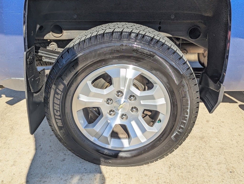 Used 2018 Chevrolet Silverado 1500 LT w/ All Star Edition image 23