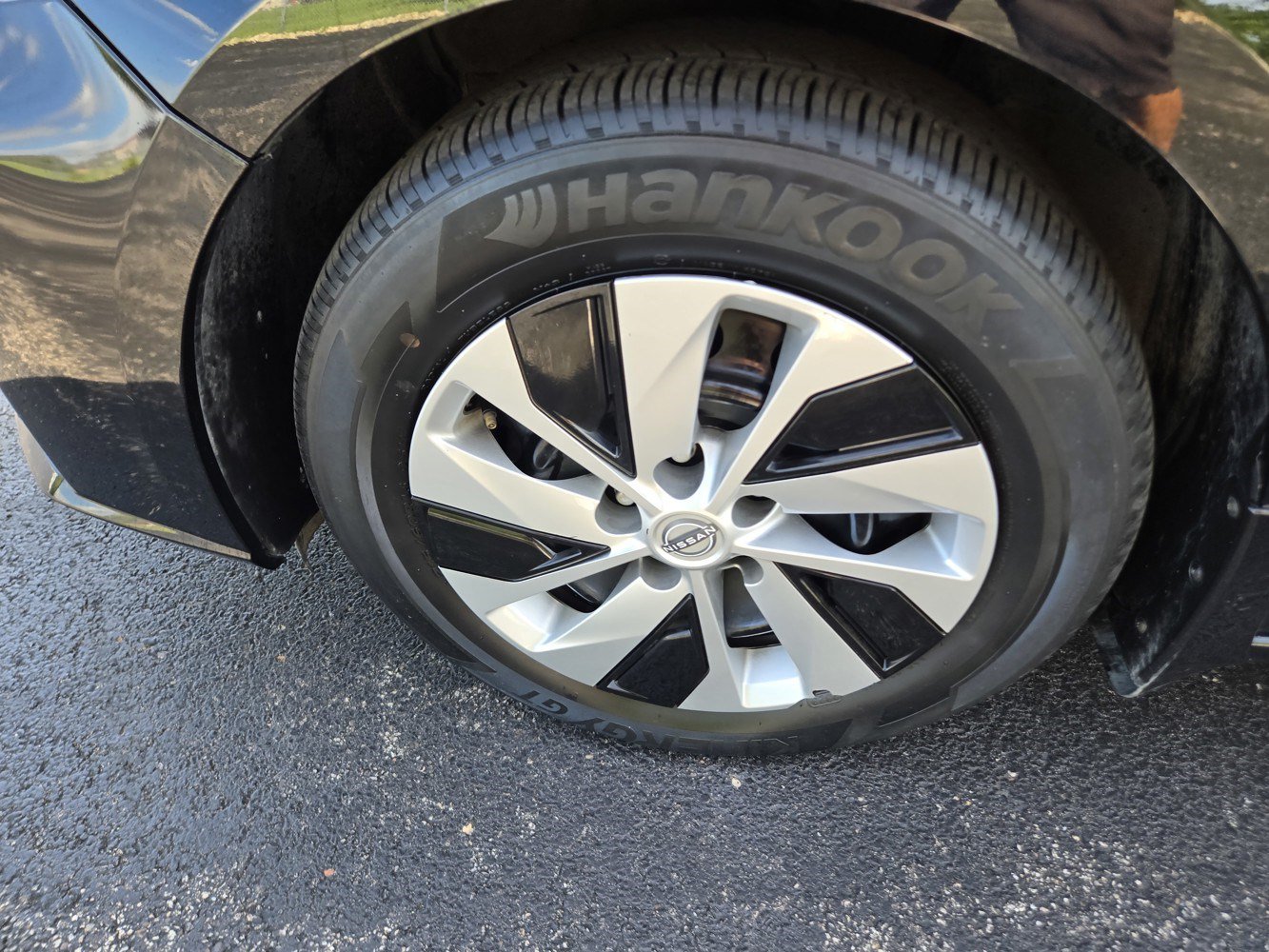 Used 2024 Nissan Altima 2.5 S FWD image 42