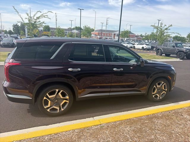 Used 2023 Hyundai Palisade Limited AWD/4WD image 19