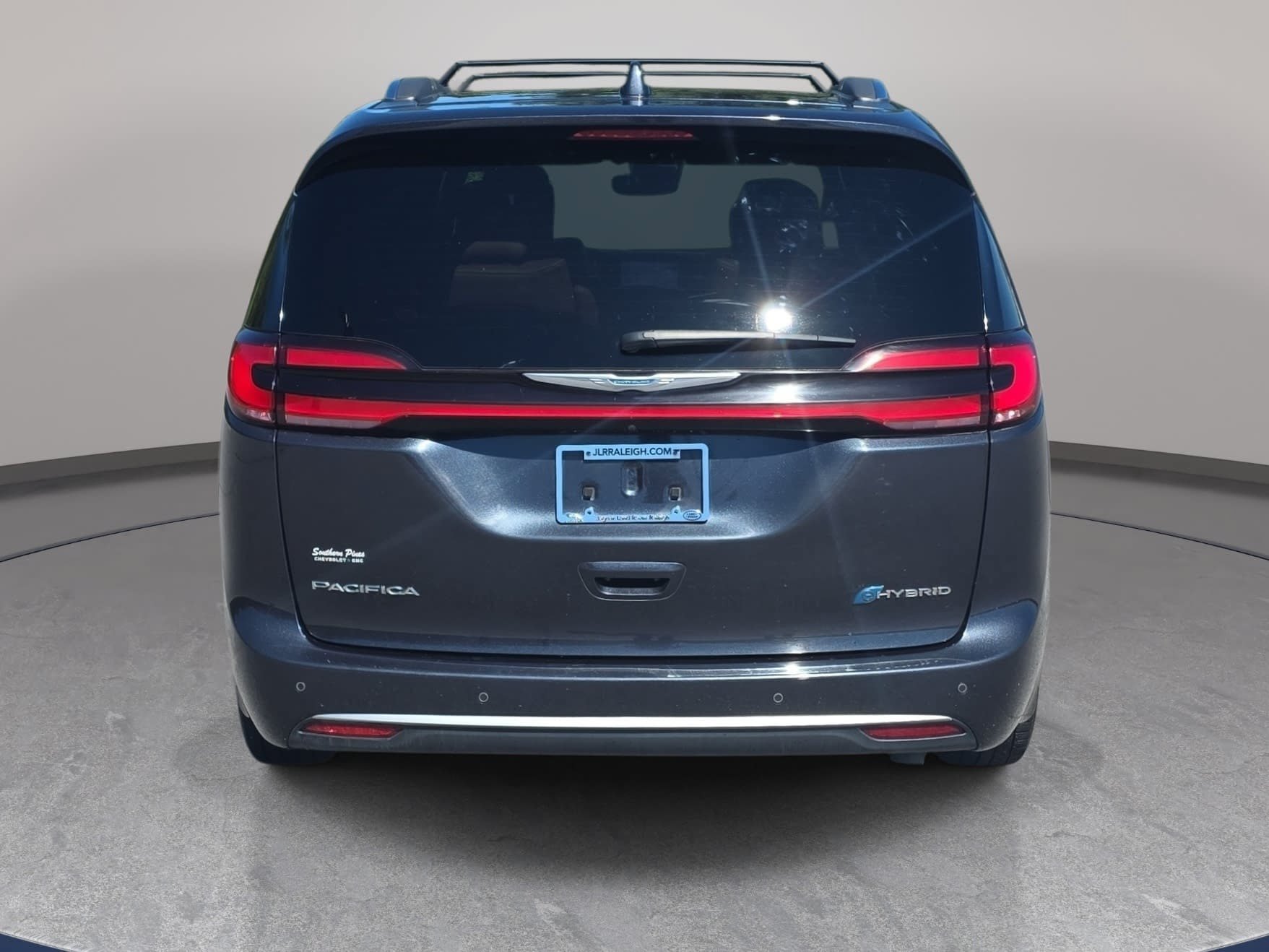 Used 2021 Chrysler Pacifica Pinnacle FWD image 6