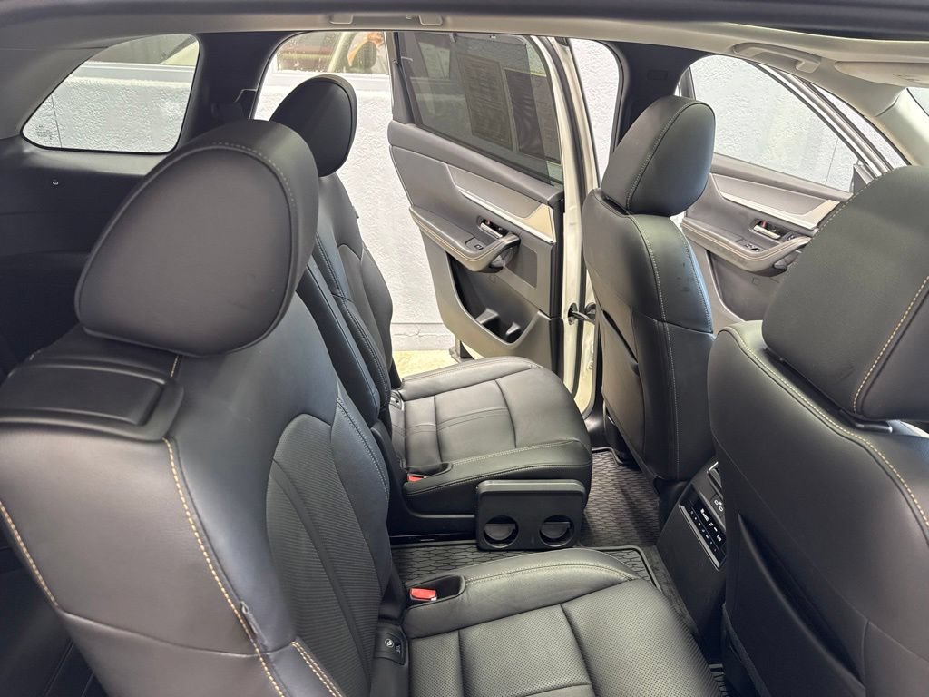 Used 2024 MAZDA CX-90 Plug-In Hybrid w/ Premium Pkg AWD/4WD image 32