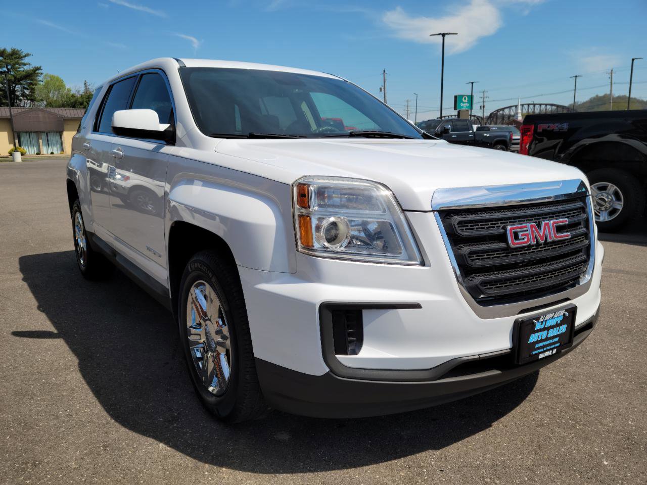 Used 2016 GMC Terrain SLE FWD image 3