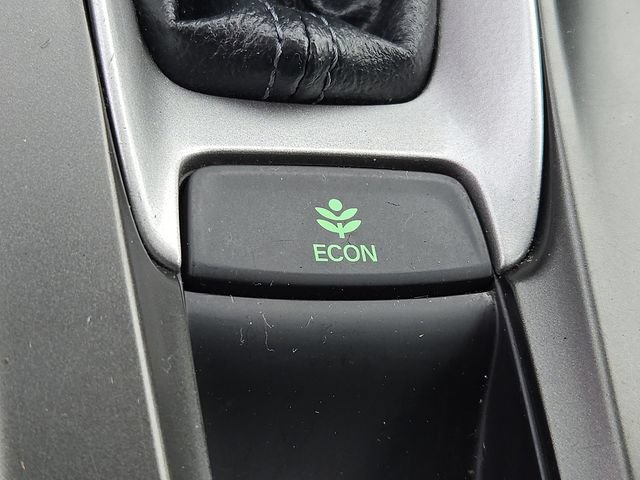 Used 2018 Honda Accord EX image 25