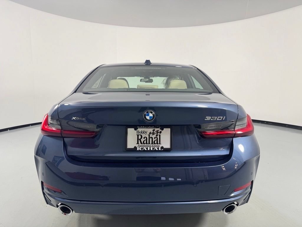 New 2026 BMW 330i xDrive Sedan w/ Premium Package AWD/4WD image 6